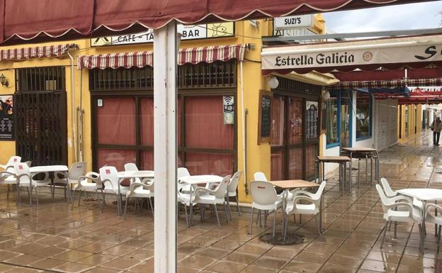 Amat anuncia un millón de euros en ayudas para adaptar los locales a las restricciones