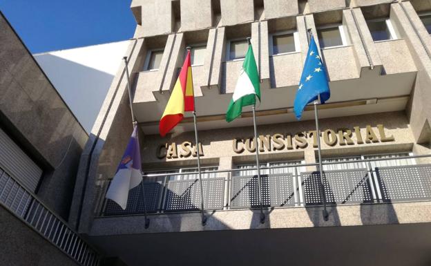 La bronca política se instala en Roquetas con la crisis de la Covid-19
