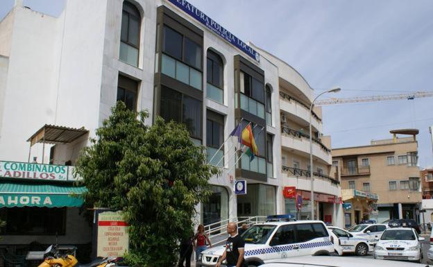 Test para todos los bomberos del Poniente, tras no detectar ningún positivo en la Policía Local de Roquetas