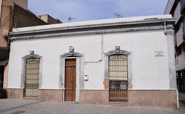 Impulsan una recogida de firmas contra la demolición de la casa Anita Guerrero