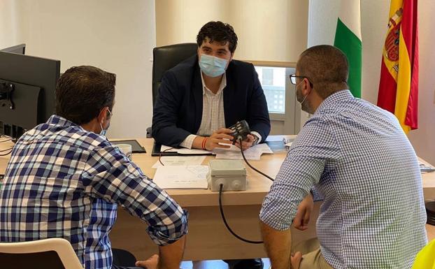 Roquetas instalará tres medidores de la contaminación lumínica