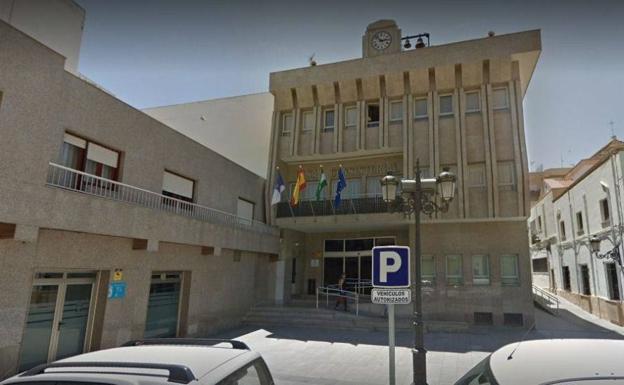 Casi 200 personas aspiran a los 5 puestos de administrativo C1 y 17 a 2 puestos de informático