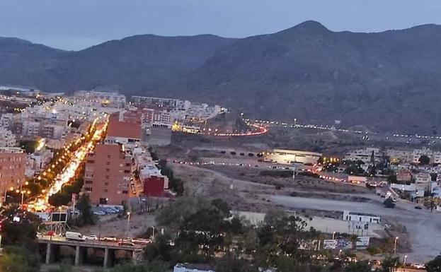Accidentes y cierre de El Cañarete provocan grandes atascos en los accesos de Aguadulce a la A7