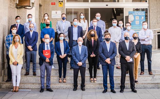 Toman posesión de sus plazas 15 nuevos funcionarios municipales