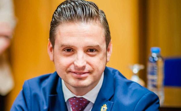 El Ayuntamiento aclara que el precio de la explotación de la cafetería de Los Bajos se basa en criterios técnicos