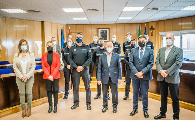 Ocho nuevos agentes elevan la plantilla de la Policía Local de Roquetas a 120 efectivos