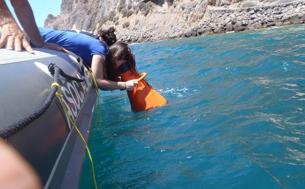 Turismo con probeta y matraz: el nuevo nicho para viajeros que explora Roquetas de Mar