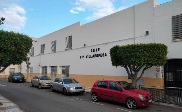Educación arañará tres aulas en el IES de El Parador cubriendo los porches