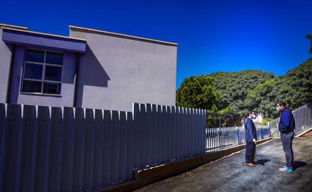 Actuaciones para mejorar el acceso a los colegios Blas Infante y Arco Iris de Aguadulce