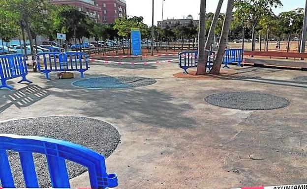 El PSOE exige conocer la factura total del parque de Los Bajos, que sigue con reformas