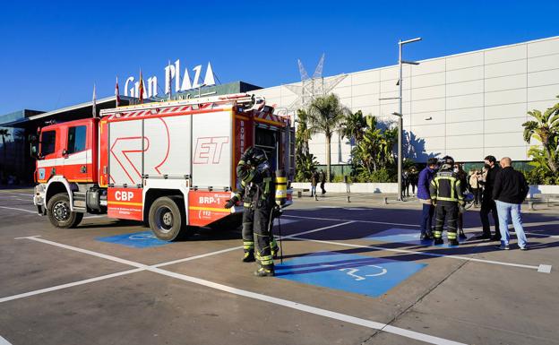 Bomberos del Poniente ultima una convocatoria de 34 plazas