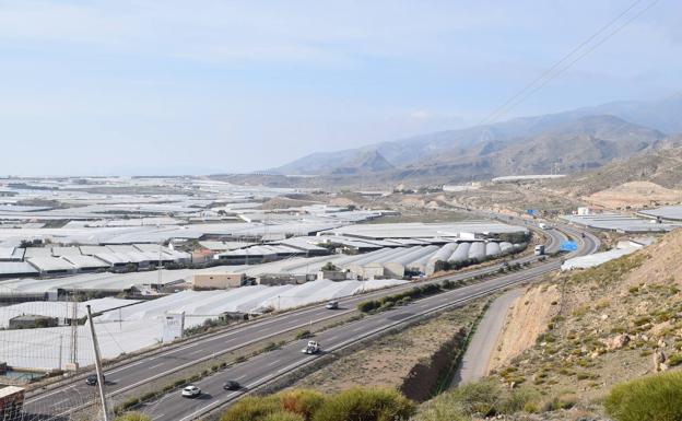 El Gobierno no prevé completar las grandes obras de la A7 en el Poniente hasta 2025