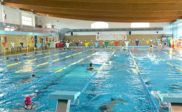 El Tribunal de Recursos anula la adjudicación de la limpieza del Centro Deportivo de El Parador