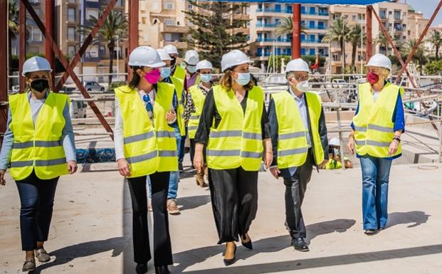 Las obras de la nueva Lonja pesquera en el puerto de Roquetas de Mar superan el 60% de su ejecución