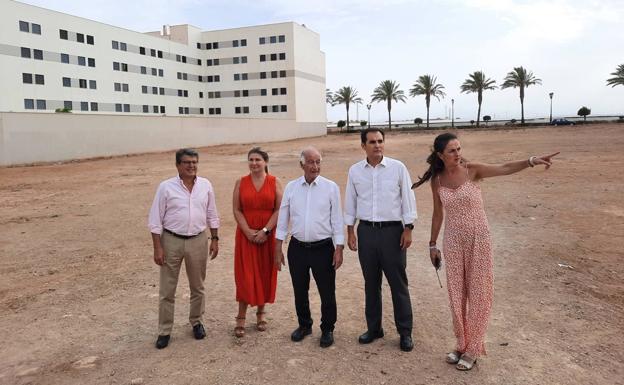 Nieto se compromete con Amat a iniciar las obras del Palacio de Justicia