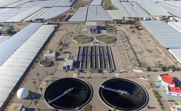 La depuradora de Roquetas da nuevos pasos para convertirse en una 'ecofactoría'