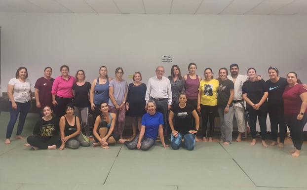El CMIM de Vícar estudia otro turno del curso de defensa personal para mujeres ante el interés despertado
