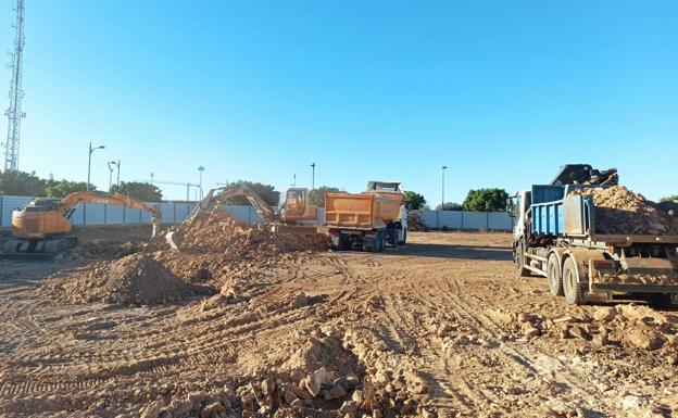 Iniciadas al fin las obras de los nuevos espacios para los ciclos de FP en el IES Turaniana