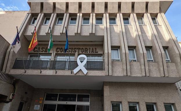 Roquetas de Mar es el mayor municipio andaluz que antes paga a sus proveedores