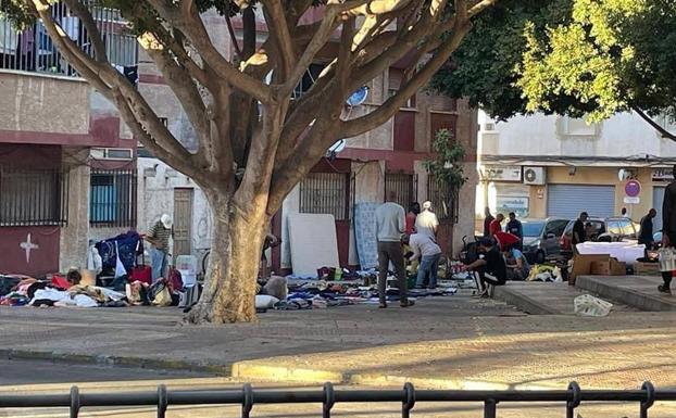 Guardia Civil y Policía Local colaborarán para desmantelar el mercado ilegal de Las 200
