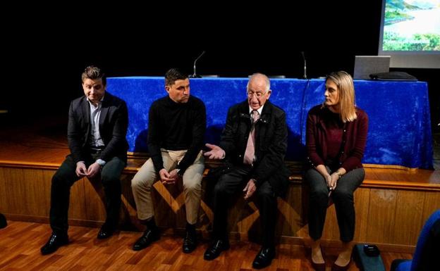 Un encuentro con asociaciones y vecinos inicia los trabajos para definir los objetivos para 2030