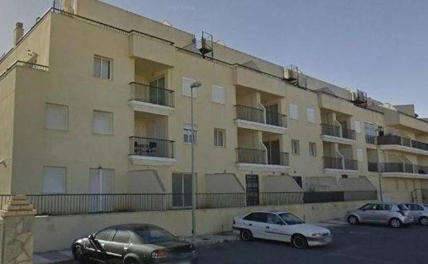 La promotora Aifos saca a subasta viviendas en Roquetas de Mar desde 45.000 euros