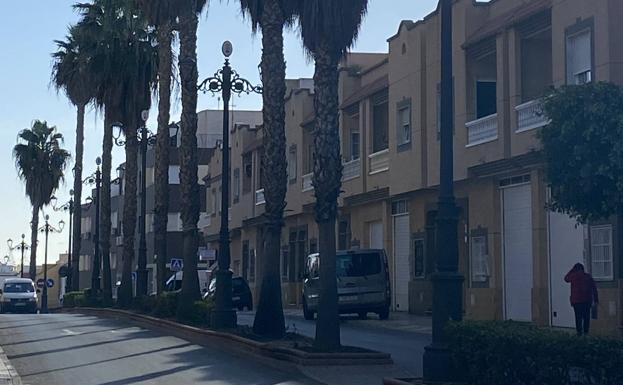 Comerciantes de La Molina denuncian robos con fuerza en varios negocios del barrio