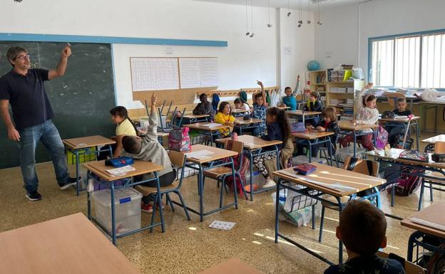 Casi medio millar de alumnos de Primaria de Vícar aprenden a manejar sus emociones
