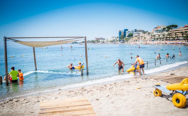 El balizamiento de playas del próximo verano incluirá la instalación de diez canales náuticos
