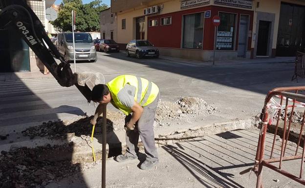 El Ayuntamiento prosigue con la ejecución del Plan de Reparación de Acerados