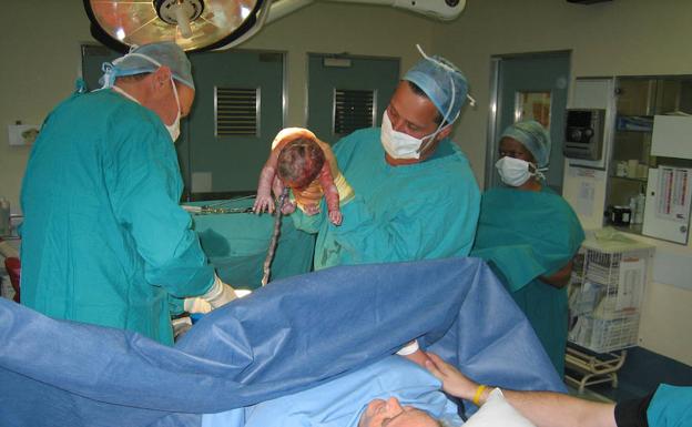 El ‘San Juan de la Cruz’ mantiene la media de bebés nacidos diariamente