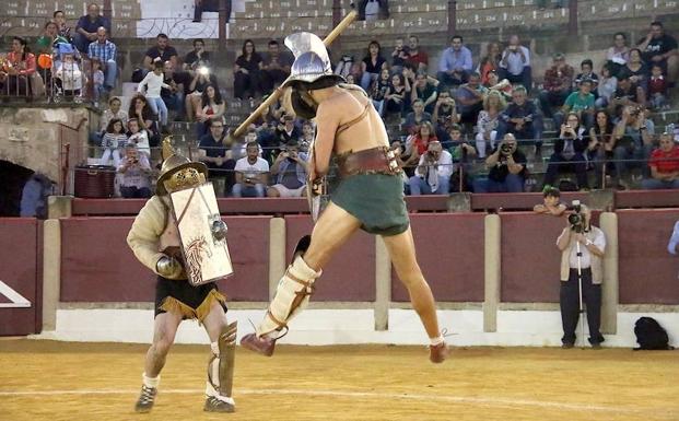 Actividades en torno a los gladiadores y al amor en la antigua Roma