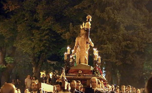 Solemnidad al paso del Cristo de la Caída en el 75 aniversario de su bendición