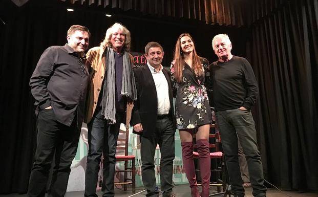 Presentado el disco producido por el ubetense Paco Ortega como homenaje a Miguel Hernández
