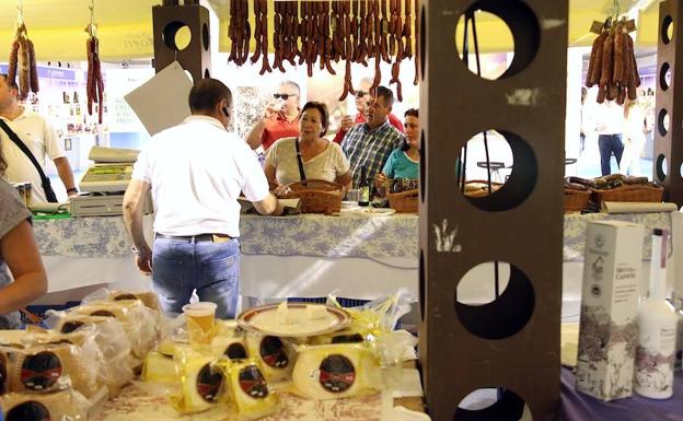 Algunos de los mejores productos de la provincia llegan al Mercado de Abastos de Úbeda