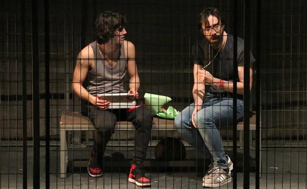 'Tebas Land' clausuró por todo lo alto la Muestra de Teatro de Otoño