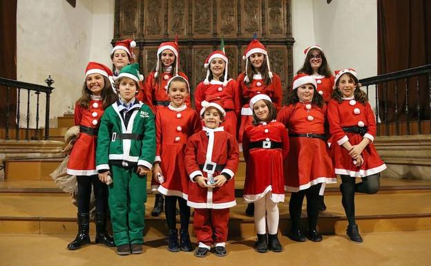 Recital de presentación del coro infantil de voces blancas Entreversos