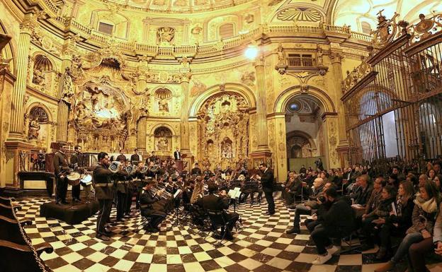 La Banda del Amor celebró su quince aniversario en la Sacra Capilla del Salvador