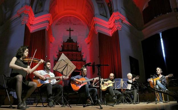La Escuela Municipal de Música despidió el curso con un concierto