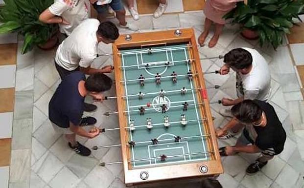 Campeonato de futbolín benéfico de los jóvenes de Jesús Nazareno