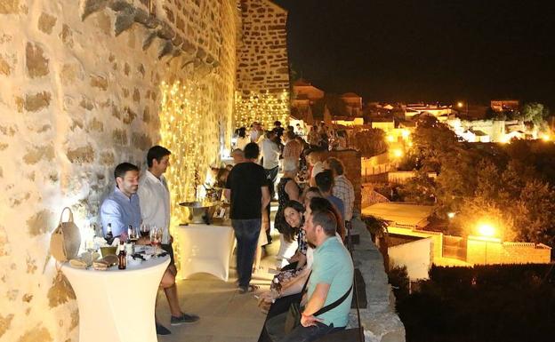 Gastronomía de temporada frente al atardecer del valle del Guadalquivir