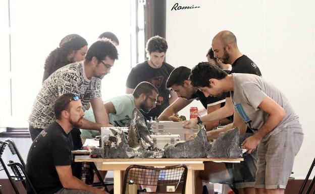 Juegos de mesa para todas las edades en las asociaciones vecinales de la ciudad
