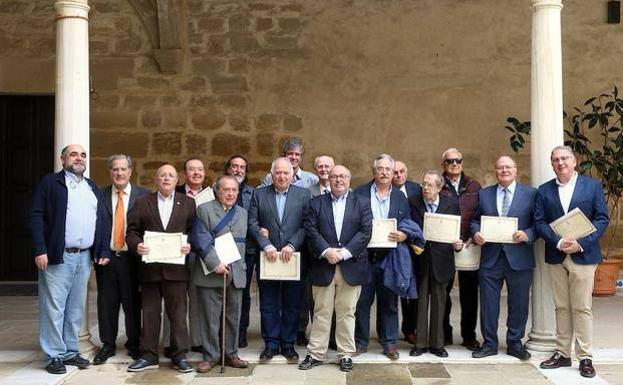 La Casa de Jaén en Granada premia a la Asociación Amigos de la Música de Úbeda