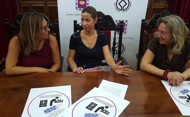 La Feria de San Miguel contará de nuevo con un punto de lactancia y cuidados infantiles