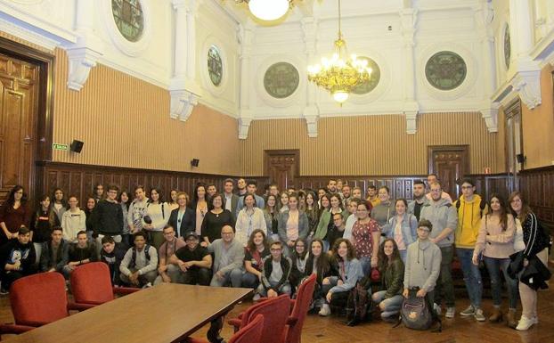 Diputación recibió la visita de estudiantes que cursan en Úbeda el ciclo superior de Turismo