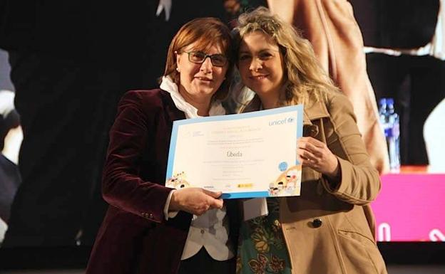 Úbeda recibió en Oviedo su reconocimiento como 'Ciudad amiga de la infancia' otorgado por Unicef