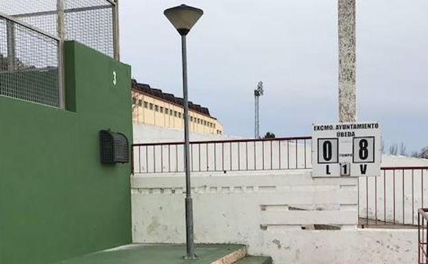 Un hombre de 76 años tuvo que ser reanimado en el campo de fútbol tras sufrir un desvanecimiento