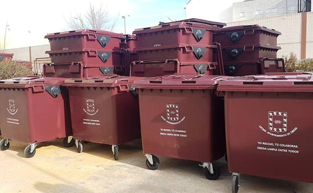 Casi 400 contenedores de basura para renovar los más deteriorados en Úbeda y sus pedanías