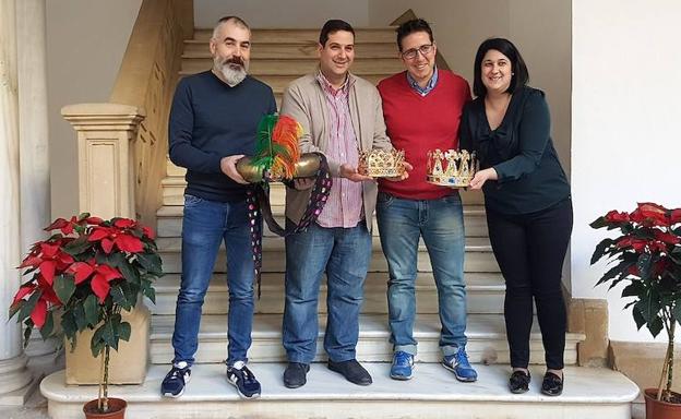Los 'ayudantes' de los Reyes Magos en Úbeda ultiman los preparativos de la cabalgata