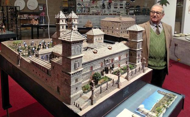 El ubetense Antonio López García-Gasco llevó sus maquetas a Murcia